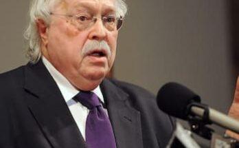 Michael Baden photo
