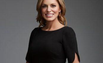 Photo of Lisa Monahan