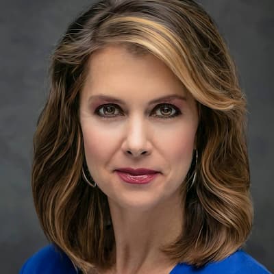 Jen Lewis