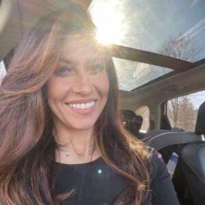 Mary Ours Bio, Wiki, CBS, Age, Partner, Kids, Family, Net Worth