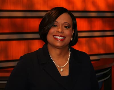 Sue Straughn
